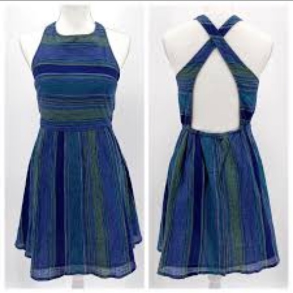 Roxy Dresses & Skirts - Roxy Multicolored Backless Striped Dress